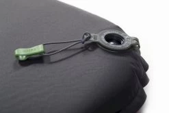 Exped SIM Comfort 5 M Zelfopblazende Slaapmat 13 Exped SIM Comfort 5 M Zelfopblazende Slaapmat -Outdoor Kampeeruitrusting Winkel 1267 1900 6183 sim comfort valve in close 5472x3648 2