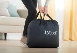 Intex Ultra Plush Luchtbed - Eenpersoons - Ingebouwde Elektrische Pomp 17 Intex Ultra Plush Luchtbed - Eenpersoons - Ingebouwde Elektrische Pomp -Outdoor Kampeeruitrusting Winkel 1320 1900 64426 inuse1 2020 300