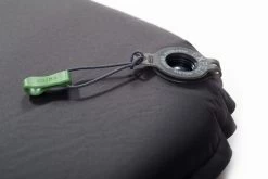 Exped SIM Comfort Duo 5 Zelfopblazende Slaapmat -Outdoor Kampeeruitrusting Winkel 6183 sim comfort valve in close 5472x3648