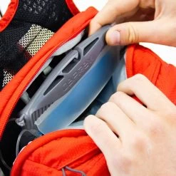 Osprey Syncro Daypack -12 Liter - Zwart -Outdoor Kampeeruitrusting Winkel osprey syncro features 6 1